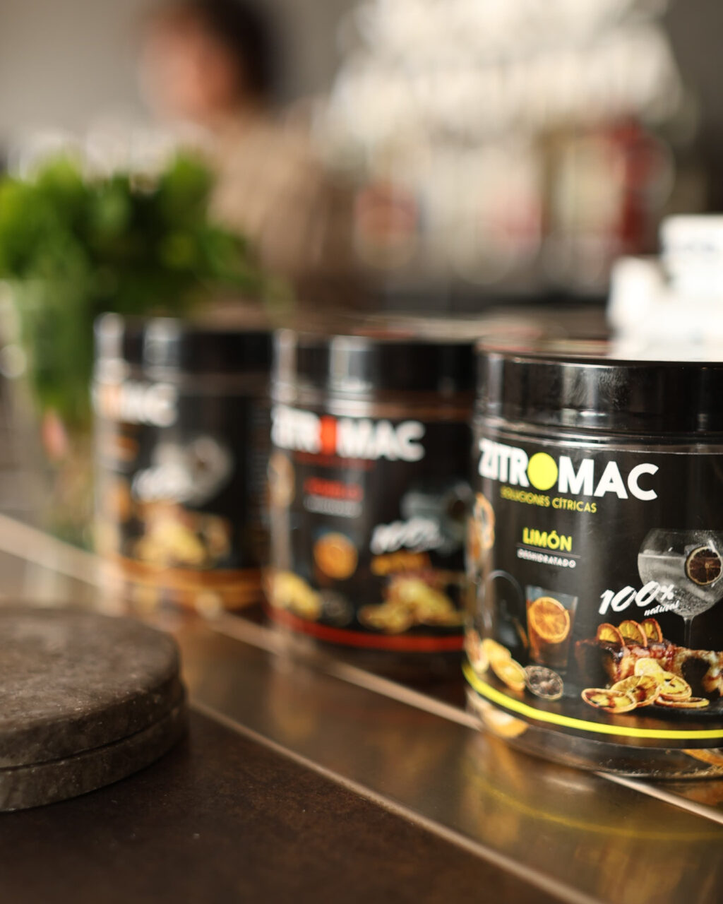 Instagram post from zitromac_. This post is in position 0.