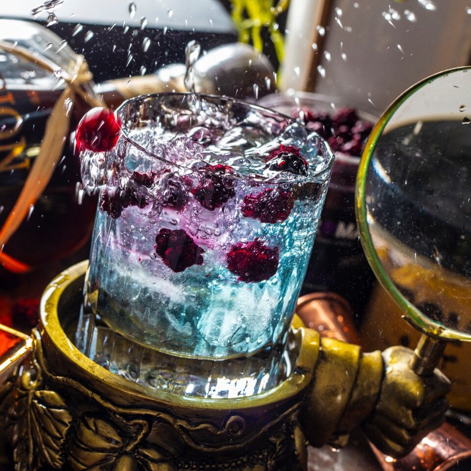 Instagram post from zitromac_. This post is in position 0.